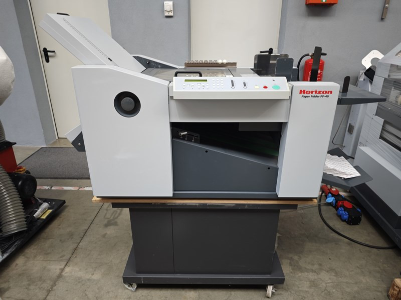 Horizon PF-40 | 2014 - Plieuse de bureau: photos 1 Horizon PF-40 | 2014 - Plieuse de bureau: photos 1