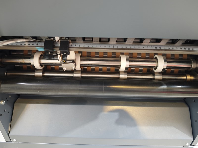 Horizon T-564F | 2016 - Plieuse de bureau: photos 4 Horizon T-564F | 2016 - Plieuse de bureau: photos 4