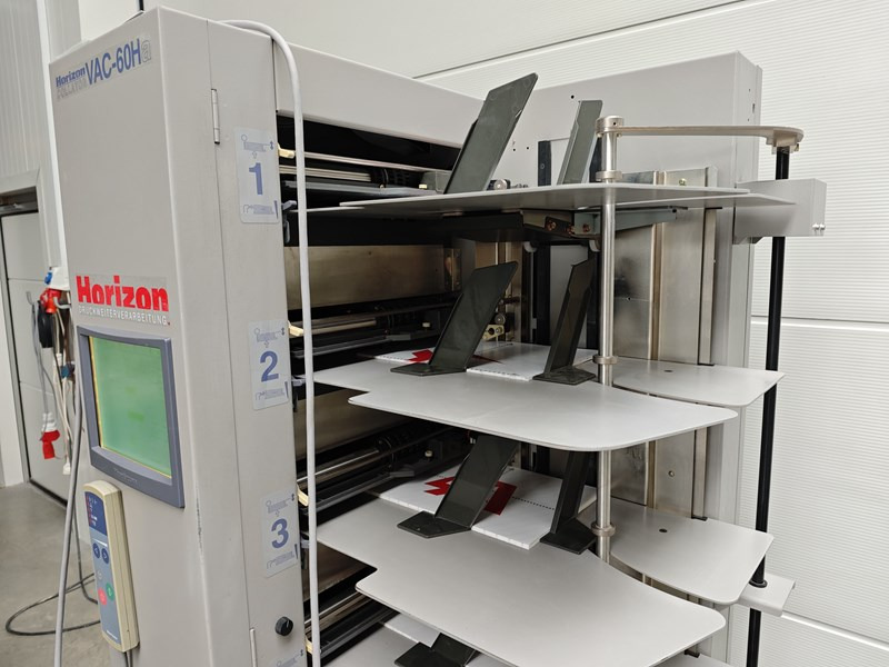 Horizon VAC-60Ha | 2006 - Machine d'impression: photos 3 Horizon VAC-60Ha | 2006 - Machine d'impression: photos 3