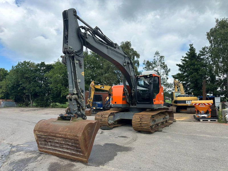 Liebherr R 926 LC - Pelle sur chenille: photos 3 Liebherr R 926 LC - Pelle sur chenille: photos 3