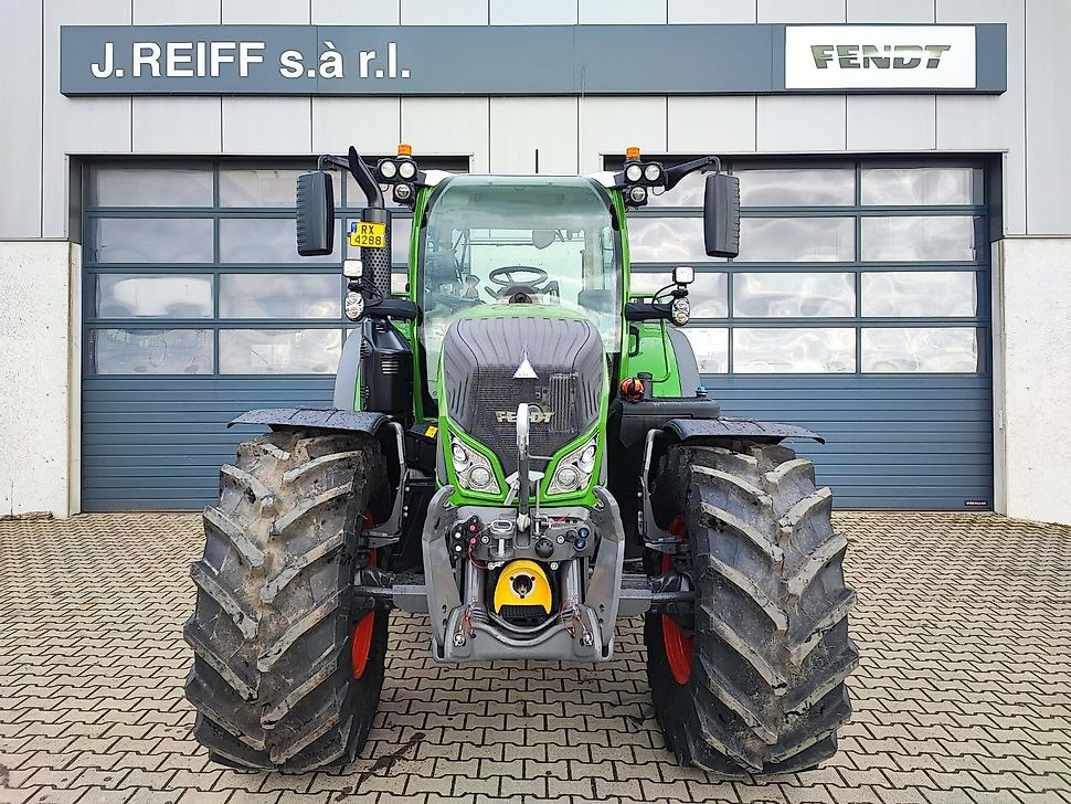 J.Reiff Sarl
Herr Stefan Neukirch - 77 Z.I in den - Tracteur agricole: photos 2 J.Reiff Sarl
Herr Stefan Neukirch - 77 Z.I in den - Tracteur agricole: photos 2