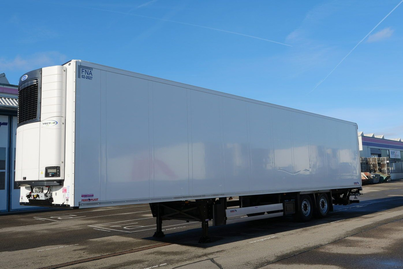 Schmitz Cargobull SKO 18 /LBW BÄR 2500 kg / CARRIER 1550 / ROLLTOR - Semi-remorque frigorifique: photos 3 Schmitz Cargobull SKO 18 /LBW BÄR 2500 kg / CARRIER 1550 / ROLLTOR - Semi-remorque frigorifique: photos 3