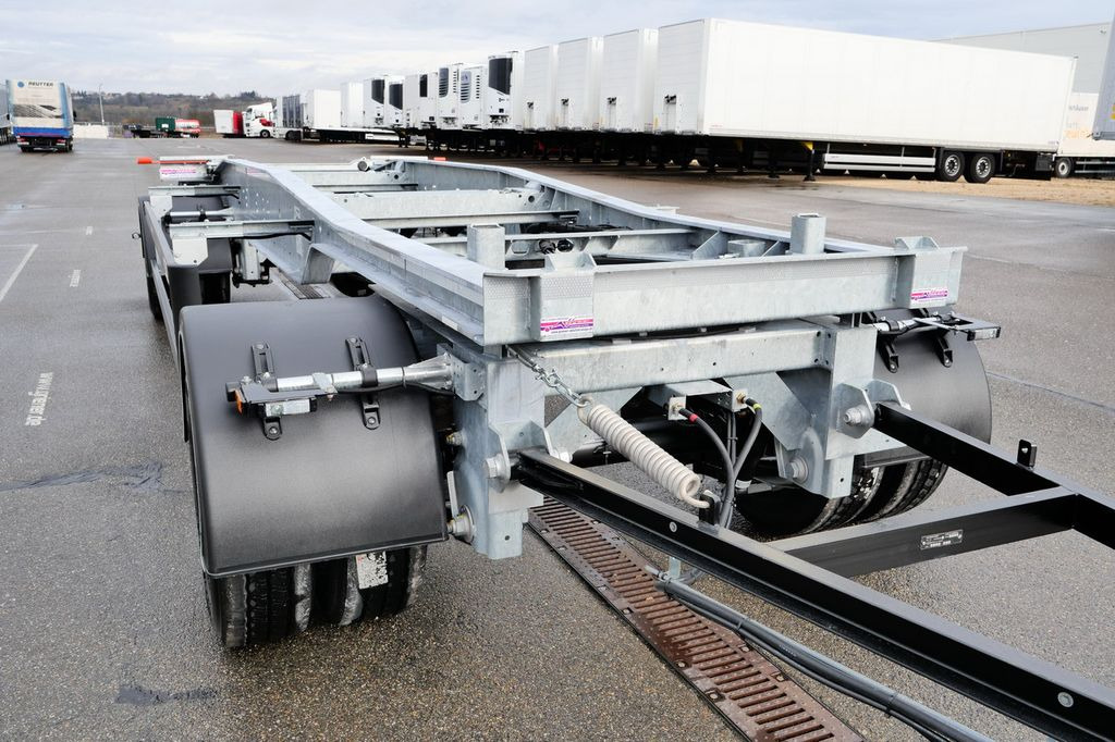 Web-Trailer ARA 18/ DIN 30722 / 5000 - 7000 mm/19,5 VERZINKT - Remorque ampliroll/ Multibenne: photos 3 Web-Trailer ARA 18/ DIN 30722 / 5000 - 7000 mm/19,5 VERZINKT - Remorque ampliroll/ Multibenne: photos 3