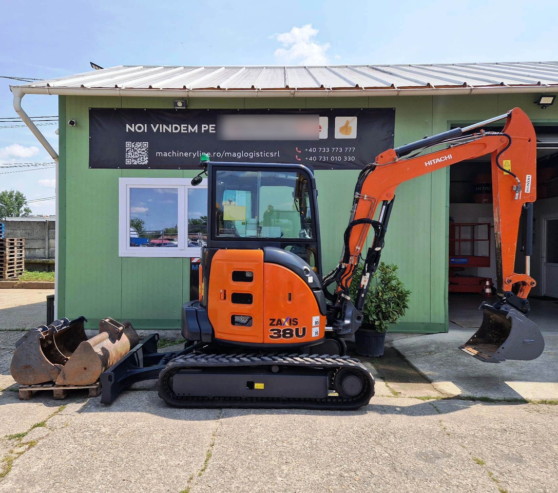 HITACHI ZX38 U-5A - Mini pelle: photos 2 HITACHI ZX38 U-5A - Mini pelle: photos 2