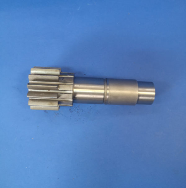 010050A Wałek silnika obrotu Takeuchi TB020 - Moteur de rotation pour Engins de chantier: photos 2 010050A Wałek silnika obrotu Takeuchi TB020 - Moteur de rotation pour Engins de chantier: photos 2