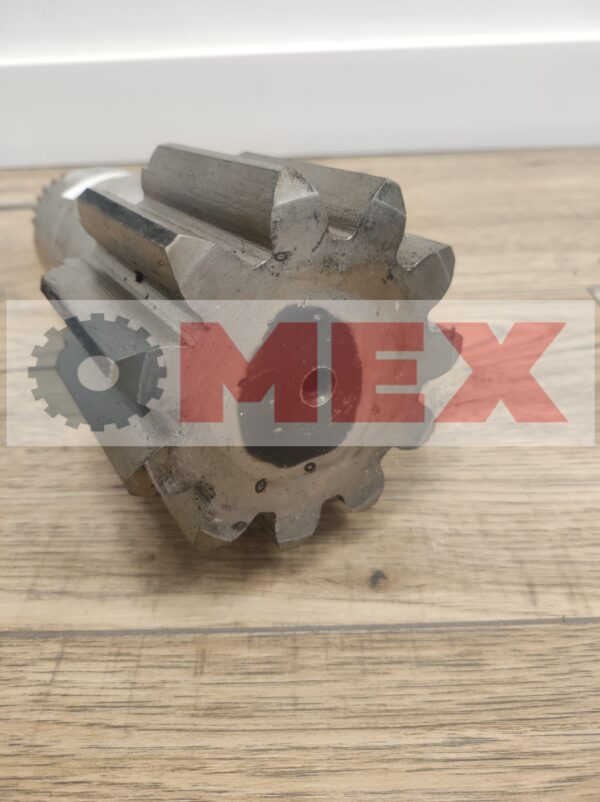 012060A Wałek silnika obrotu - Moteur de rotation pour Engins de chantier: photos 2 012060A Wałek silnika obrotu - Moteur de rotation pour Engins de chantier: photos 2