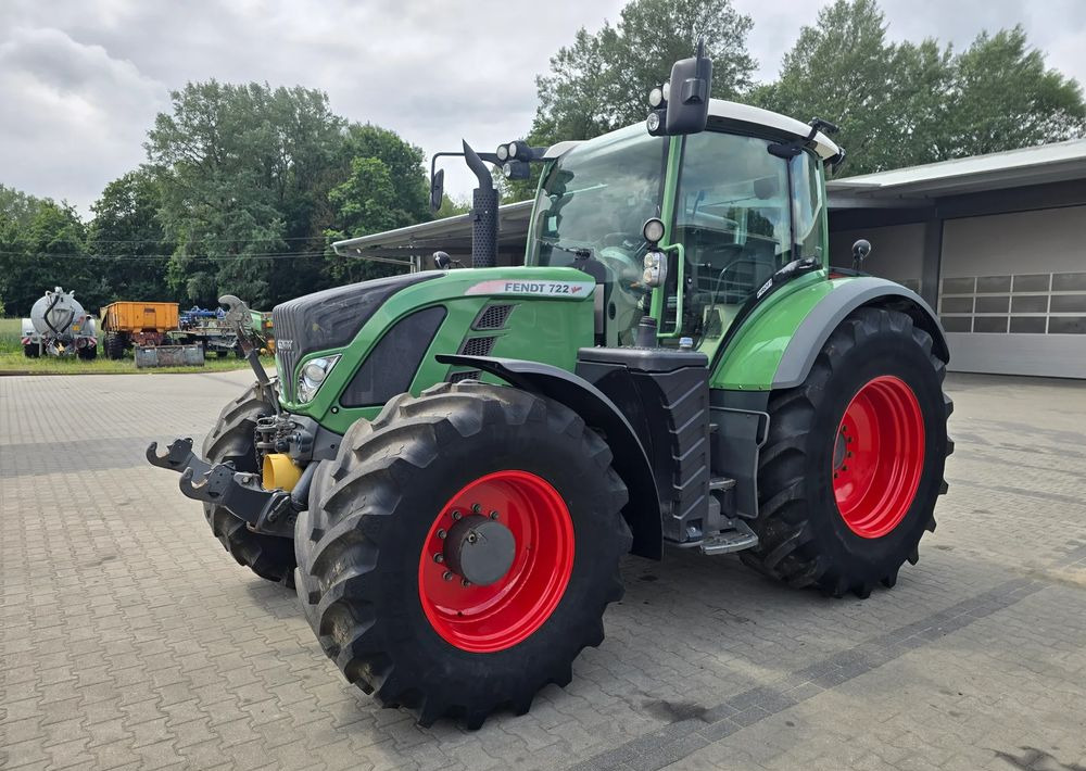 Fendt 722 SCR Profi - Tracteur agricole: photos 1 Fendt 722 SCR Profi - Tracteur agricole: photos 1