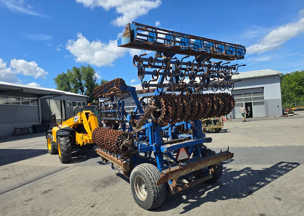 Inny Dalbo 7m. - Outils du sol: photos 3 Inny Dalbo 7m. - Outils du sol: photos 3