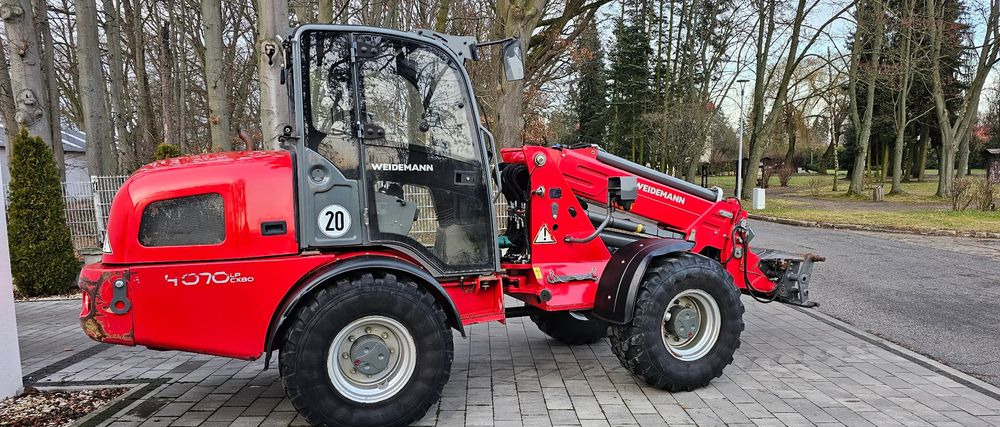 Weidemann 4070 - Chargeuse sur pneus télescopique: photos 1 Weidemann 4070 - Chargeuse sur pneus télescopique: photos 1