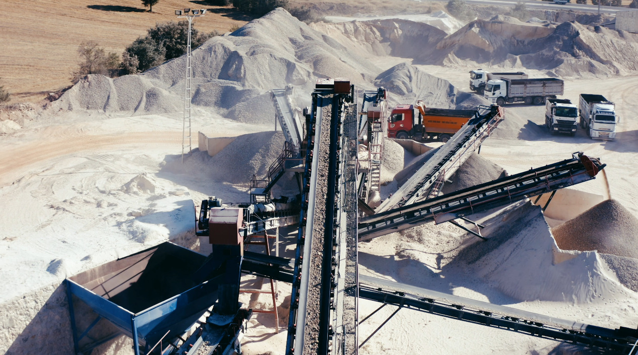 Crushing and Screening Plant | Ready in Stock - Concasseur: photos 4 Crushing and Screening Plant | Ready in Stock - Concasseur: photos 4