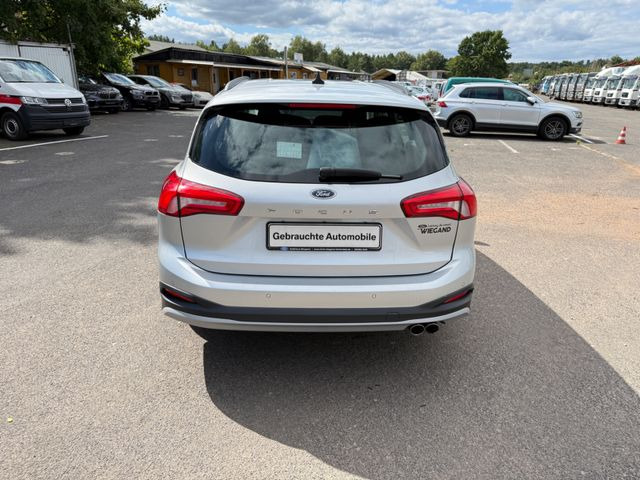 Ford Focus Turnier Active - Voiture break: photos 4 Ford Focus Turnier Active - Voiture break: photos 4