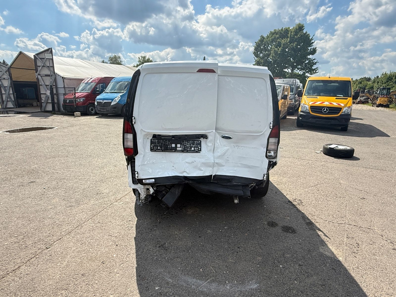 Ford Transit Connect Trend L2 Kasten - Fourgonnette: photos 4 Ford Transit Connect Trend L2 Kasten - Fourgonnette: photos 4
