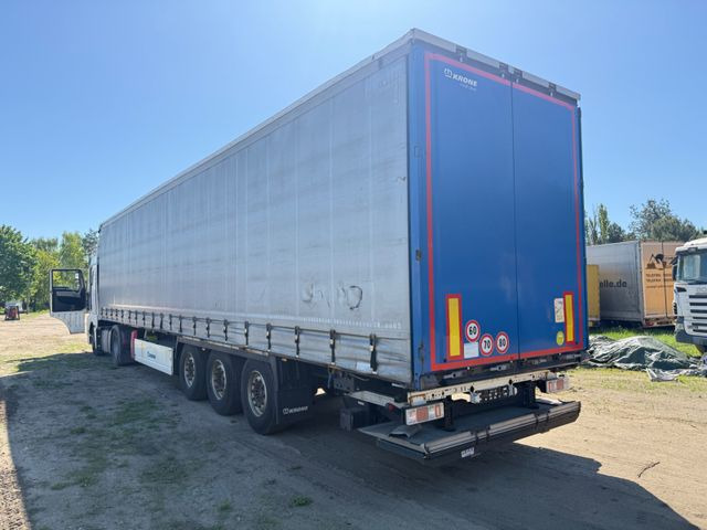Krone SD mit Ladebordwand - Semi-remorque rideaux coulissants: photos 5 Krone SD mit Ladebordwand - Semi-remorque rideaux coulissants: photos 5