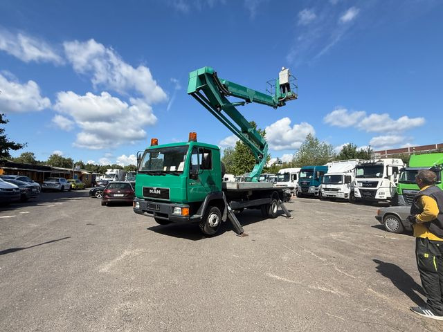 MAN 8.163 Hubarbeitsbühne - Camion avec nacelle: photos 3 MAN 8.163 Hubarbeitsbühne - Camion avec nacelle: photos 3