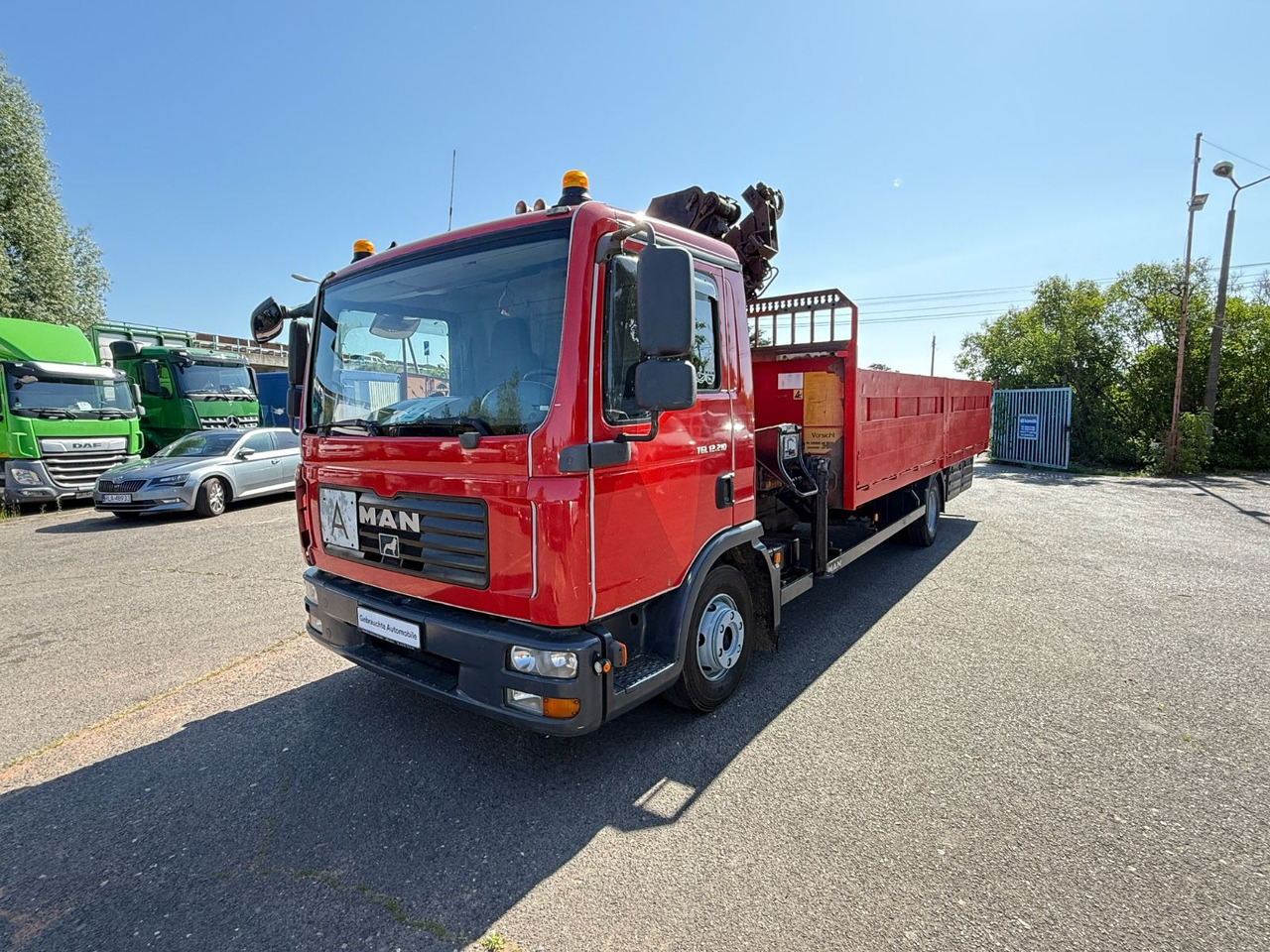 MAN TGL 12.210 mit Kran - Camion plateau, Camion grue: photos 3 MAN TGL 12.210 mit Kran - Camion plateau, Camion grue: photos 3