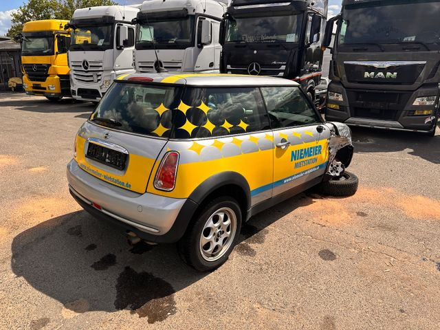 MINI ONE Mini One - Voiture: photos 5 MINI ONE Mini One - Voiture: photos 5