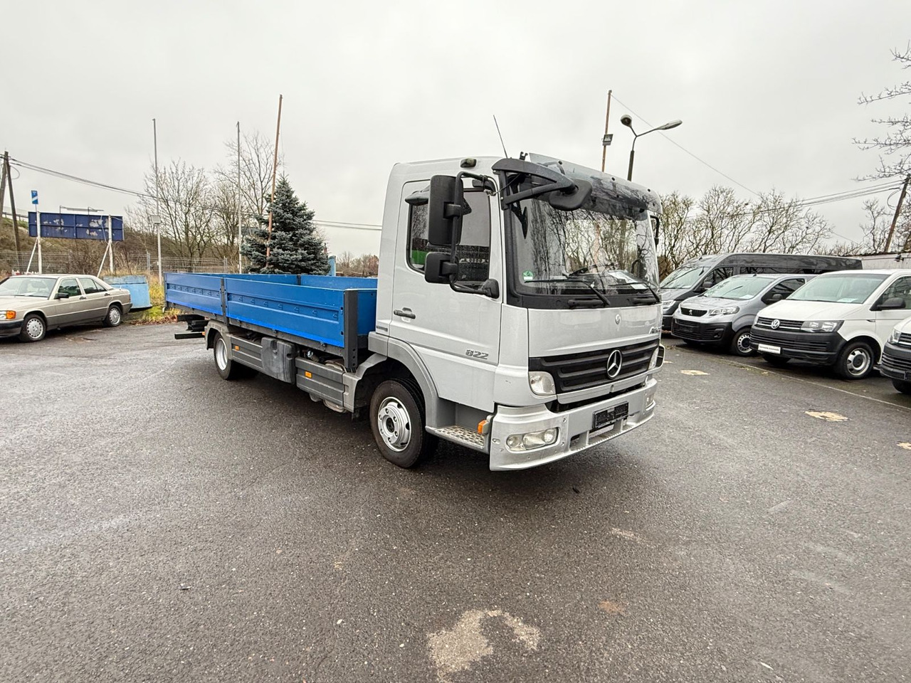 Mercedes-Benz Atego 822 L Klima, Tempomat - Camion plateau: photos 2 Mercedes-Benz Atego 822 L Klima, Tempomat - Camion plateau: photos 2