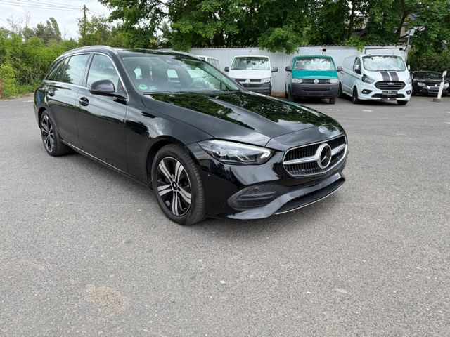 Mercedes-Benz C 220 T d - Voiture break: photos 2 Mercedes-Benz C 220 T d - Voiture break: photos 2