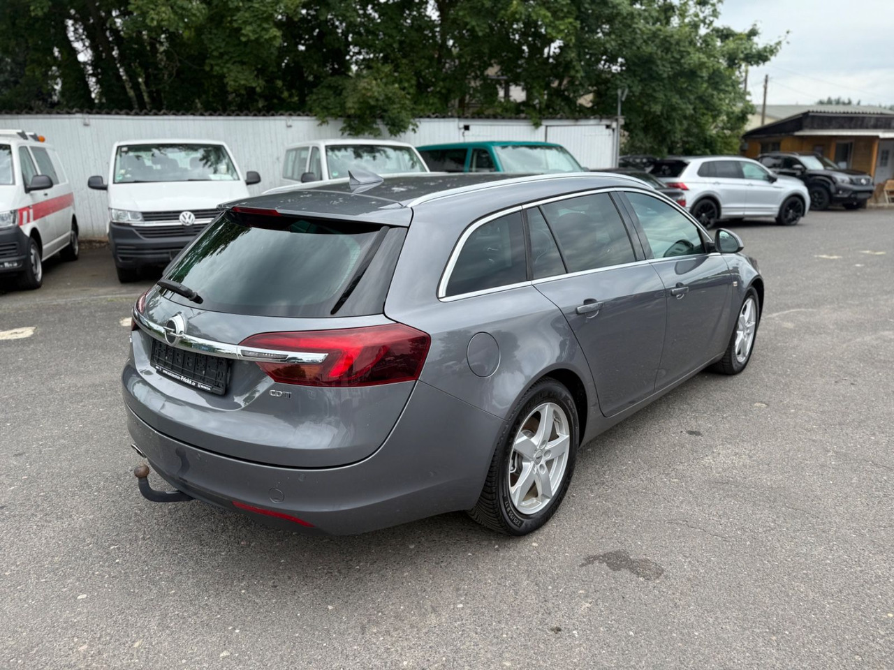 Opel Insignia A Sports Tourer Innovation - Voiture: photos 4 Opel Insignia A Sports Tourer Innovation - Voiture: photos 4