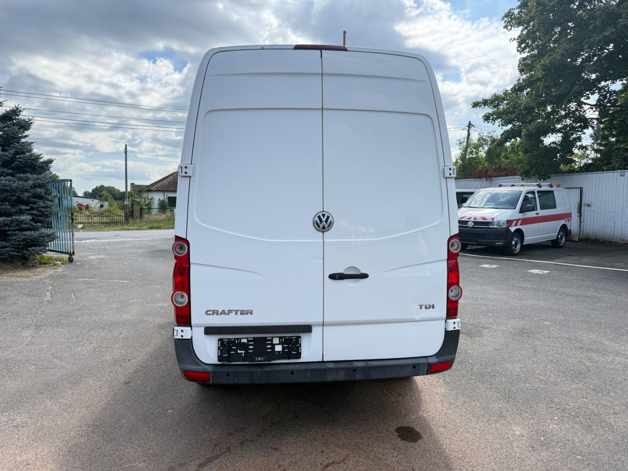 Volkswagen Crafter Kasten 35 mittel L2H2 Hochdach - Fourgon utilitaire: photos 4 Volkswagen Crafter Kasten 35 mittel L2H2 Hochdach - Fourgon utilitaire: photos 4