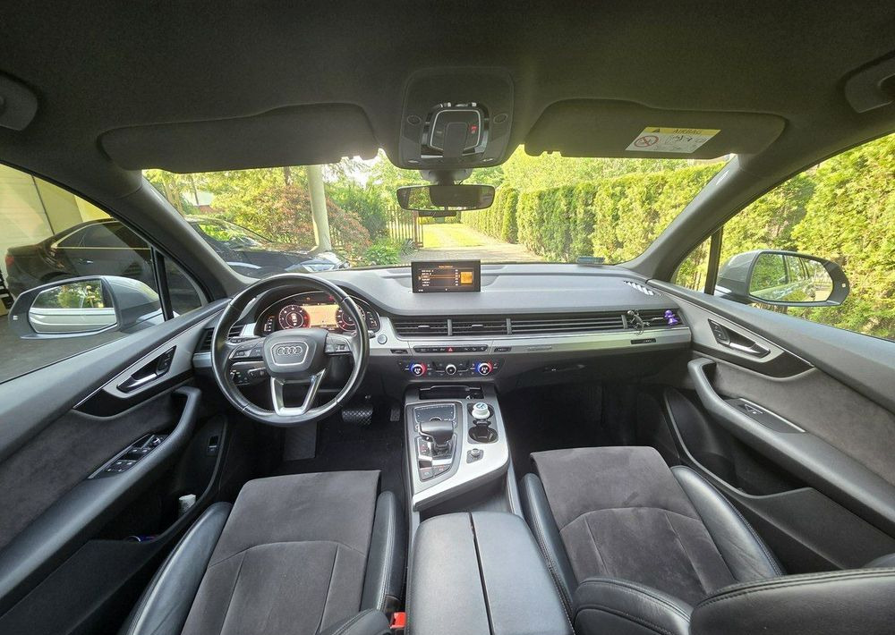 Audi Q7 - SUV: photos 3 Audi Q7 - SUV: photos 3