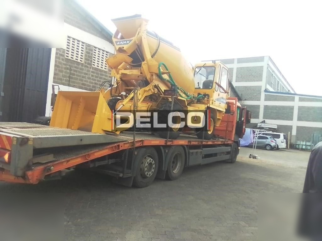 AJAX ARGO 4000 - Camion malaxeur: photos 4 AJAX ARGO 4000 - Camion malaxeur: photos 4