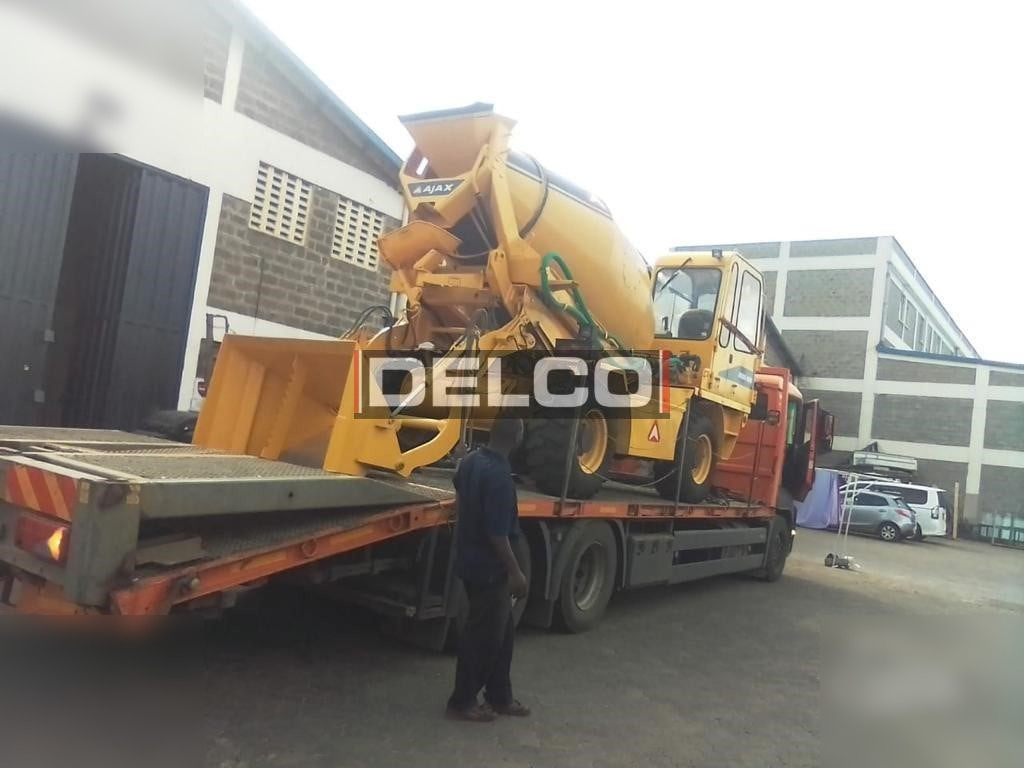 AJAX ARGO 4000 - Camion malaxeur: photos 5 AJAX ARGO 4000 - Camion malaxeur: photos 5