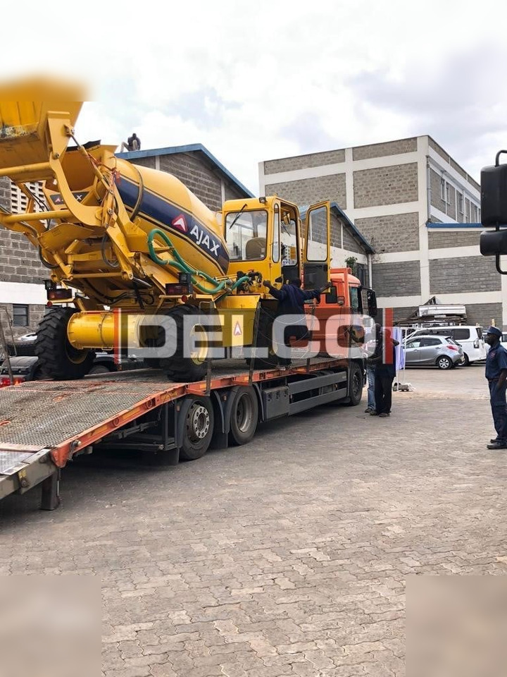 AJAX ARGO 4000 - Camion malaxeur: photos 1 AJAX ARGO 4000 - Camion malaxeur: photos 1