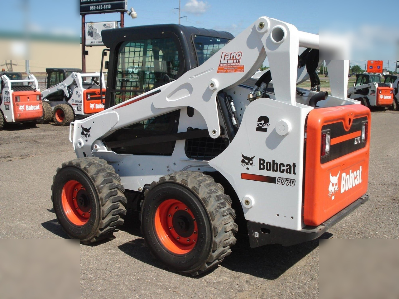 BOBCAT S770 - Mini chargeuse: photos 4 BOBCAT S770 - Mini chargeuse: photos 4