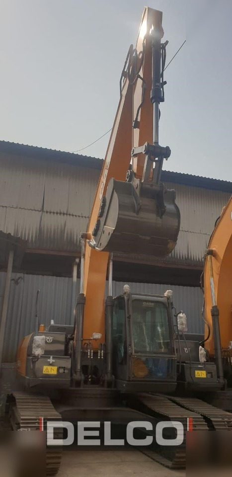 CASE CX220C LC - Pelle sur chenille: photos 3 CASE CX220C LC - Pelle sur chenille: photos 3