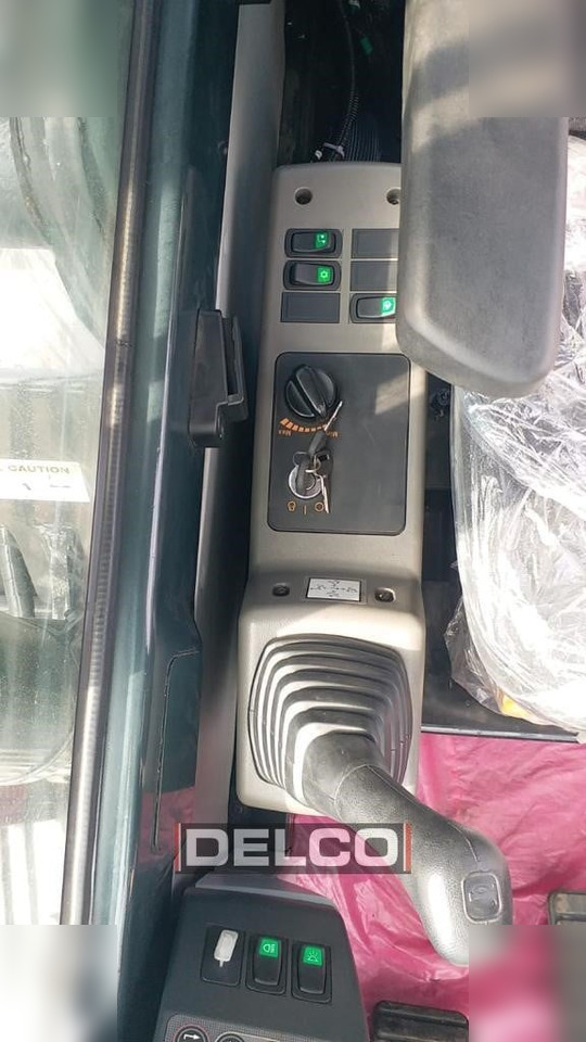 Pelle sur chenille neuf HYUNDAI ROBEX 210: photos 11 Pelle sur chenille neuf HYUNDAI ROBEX 210: photos 11