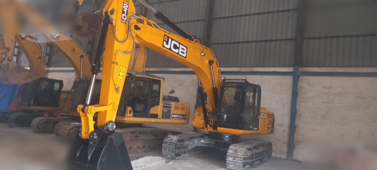 JCB JS210 LC - Pelle sur chenille: photos 2 JCB JS210 LC - Pelle sur chenille: photos 2