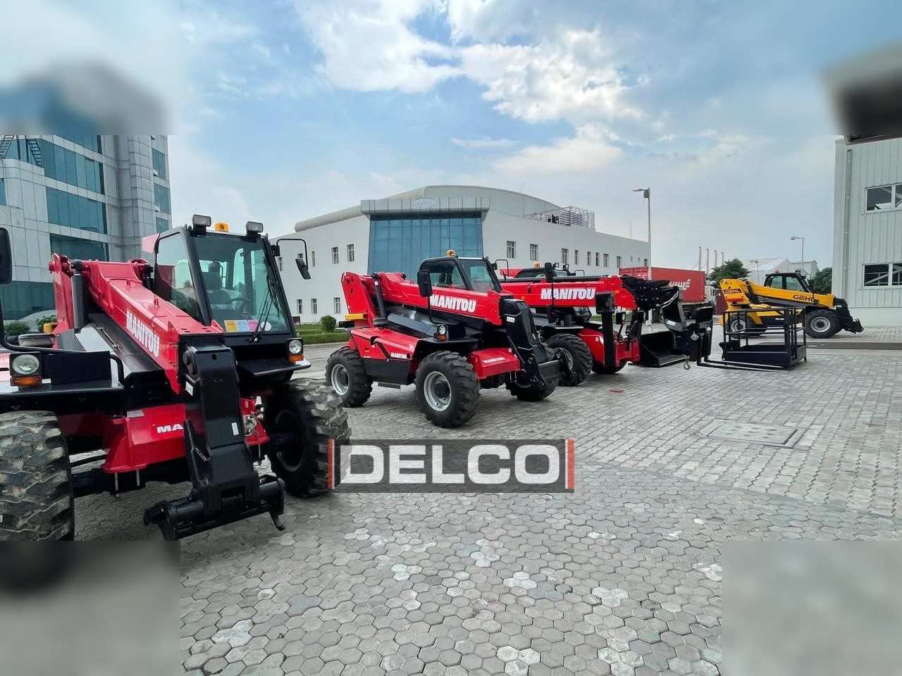 MANITOU MT1740SLT - Chariot télescopique: photos 1 MANITOU MT1740SLT - Chariot télescopique: photos 1