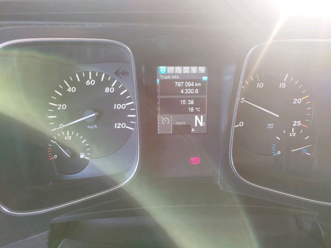 Mercedes Actros 1848 - Tracteur routier: photos 2 Mercedes Actros 1848 - Tracteur routier: photos 2