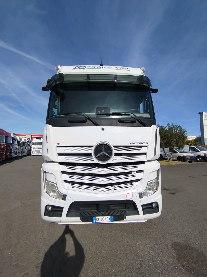 Mercedes Actros 1848 - Tracteur routier: photos 1 Mercedes Actros 1848 - Tracteur routier: photos 1