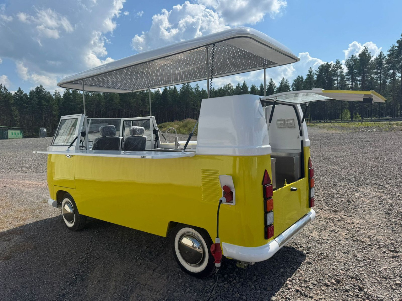 Event Mobil Catering Foodtruck - Camion magasin: photos 3 Event Mobil Catering Foodtruck - Camion magasin: photos 3