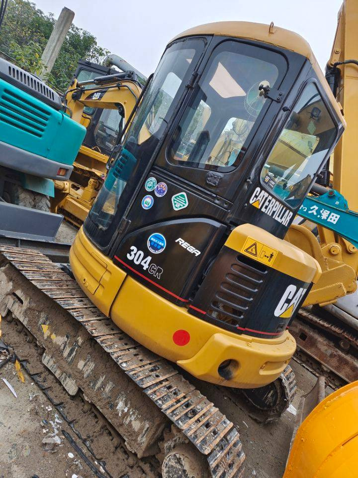 CAT 304 C - Mini pelle: photos 1 CAT 304 C - Mini pelle: photos 1