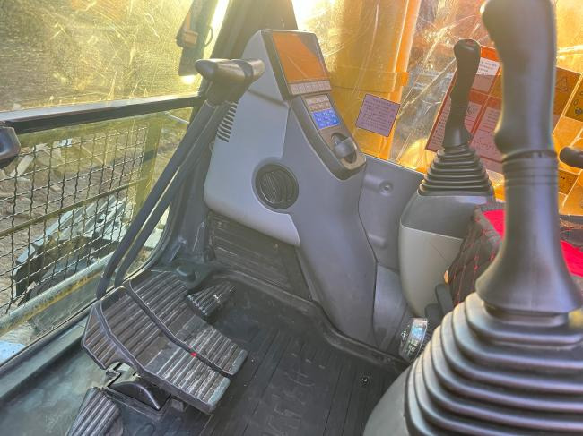 Komatsu PC450 - Pelle sur chenille: photos 5 Komatsu PC450 - Pelle sur chenille: photos 5