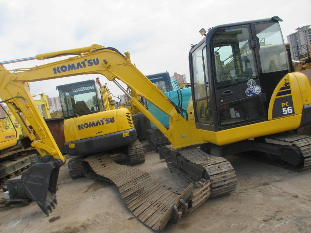 Komatsu PC56 - Mini pelle: photos 1 Komatsu PC56 - Mini pelle: photos 1