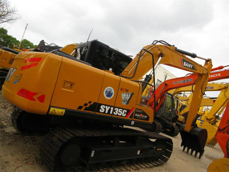 Sany SY 135 C - Pelle sur chenille: photos 1 Sany SY 135 C - Pelle sur chenille: photos 1