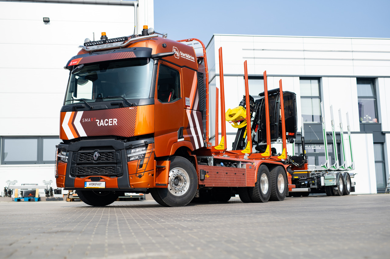 RENAULT TRUCKS C P6X4 Zabudowa do transportu drewna / Timber transport truck / Holztransportwagen/Camion de transport lemn - Camion grumier, Camion électrique: photos 4 RENAULT TRUCKS C P6X4 Zabudowa do transportu drewna / Timber transport truck / Holztransportwagen/Camion de transport lemn - Camion grumier, Camion électrique: photos 4