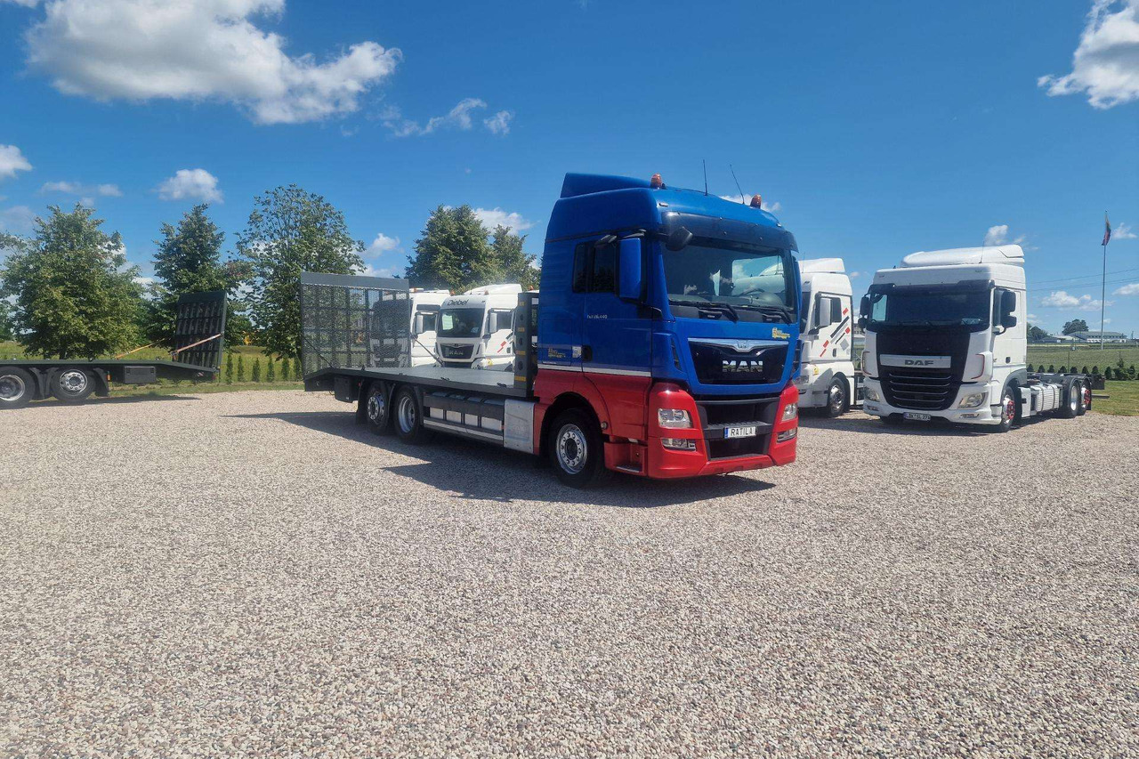 MAN TGX 26.440 - Camion porte-voitures: photos 1 MAN TGX 26.440 - Camion porte-voitures: photos 1