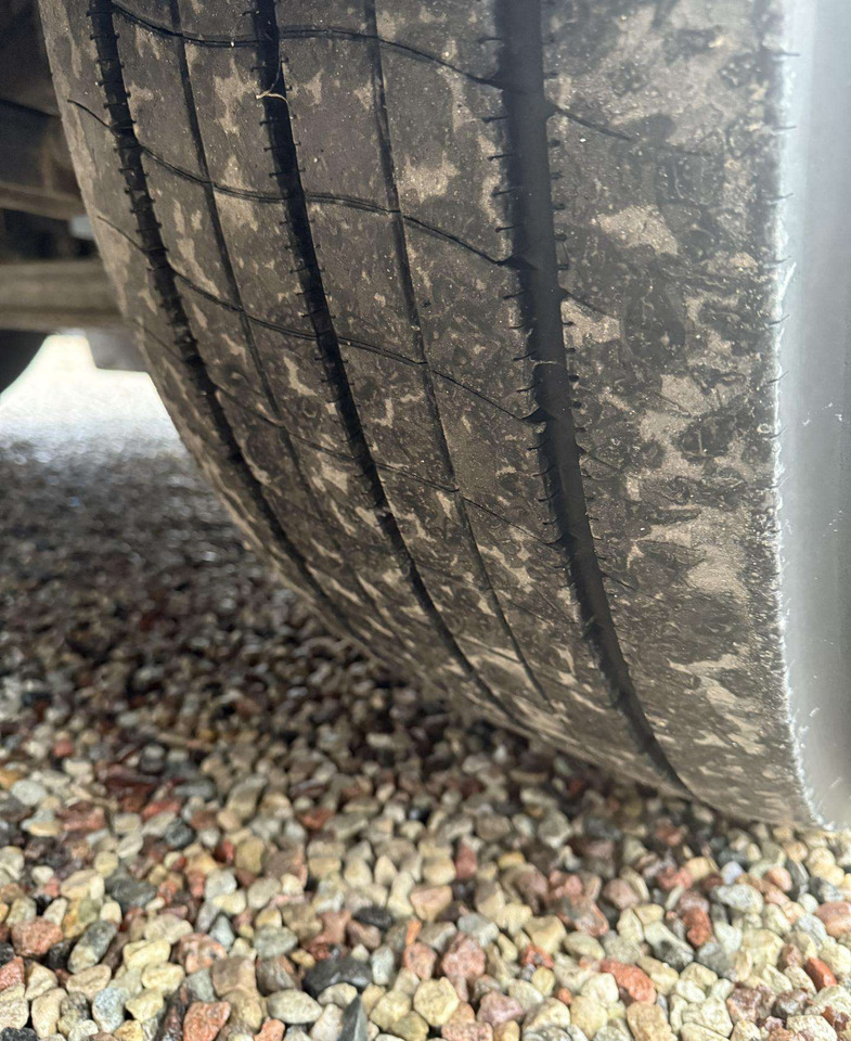 Camion porte-voitures Volvo FL 250: photos 10 Camion porte-voitures Volvo FL 250: photos 10