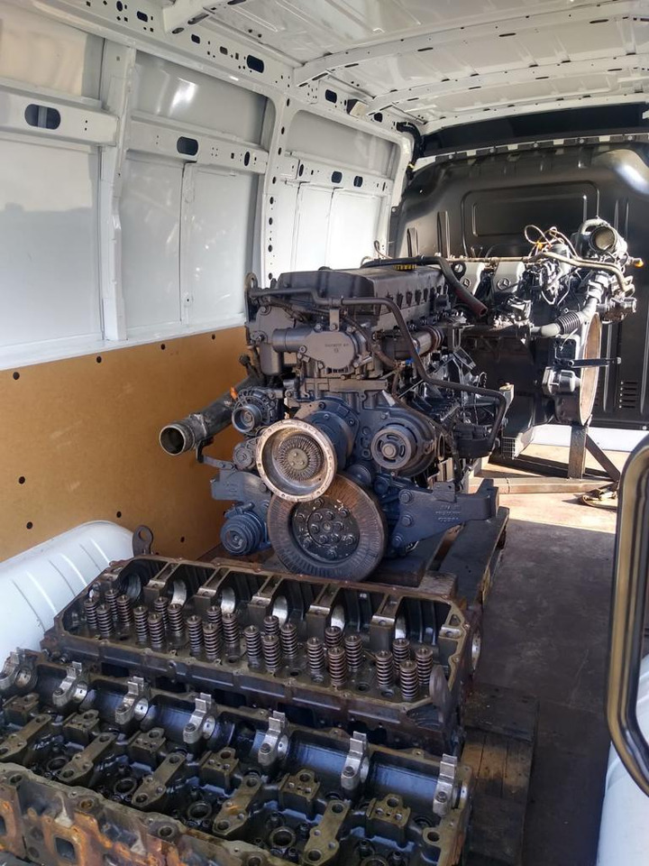 IVECO Regeneracja naprawa Cursor 8 9 10 11 13 Euro6 5 4 3 - Moteur pour Camion: photos 1 IVECO Regeneracja naprawa Cursor 8 9 10 11 13 Euro6 5 4 3 - Moteur pour Camion: photos 1