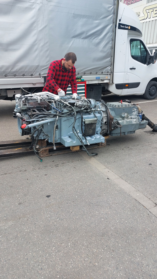 MAN Regeneracja Remont Naprawa Serwis D0824 D0834 LF LG GF LFL01-61 LOH01-50 D0826 D0836 LF GF LFG LFL LOH LUH D2066 LF LOH LUH D2676 LF LOH 01-49 50-69 70-.. D2866 D2876 LF 01-30 D2866 D2876 4V LF 01-45 - Moteur pour Camion: photos 3 MAN Regeneracja Remont Naprawa Serwis D0824 D0834 LF LG GF LFL01-61 LOH01-50 D0826 D0836 LF GF LFG LFL LOH LUH D2066 LF LOH LUH D2676 LF LOH 01-49 50-69 70-.. D2866 D2876 LF 01-30 D2866 D2876 4V LF 01-45 - Moteur pour Camion: photos 3