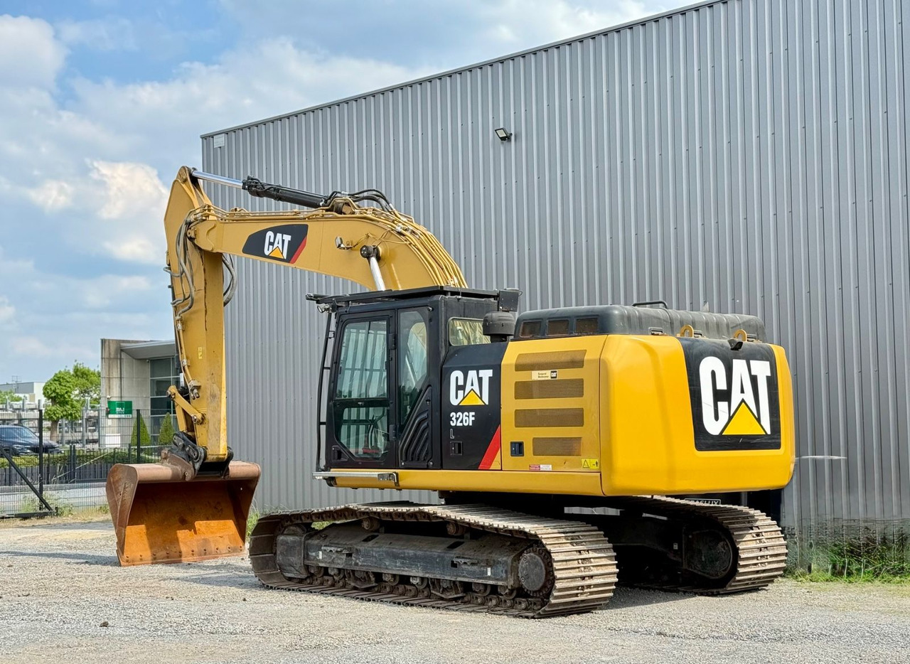 CAT 326FL - Pelle sur chenille: photos 3 CAT 326FL - Pelle sur chenille: photos 3