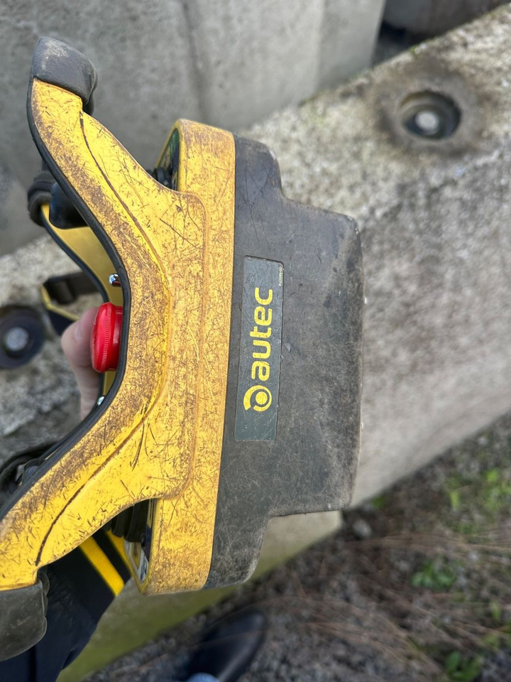 Terex COMEDIL CTT162-8 RADIO FUNK+LIFT GEDATOP ZUSTAND - Grue à tour: photos 5 Terex COMEDIL CTT162-8 RADIO FUNK+LIFT GEDATOP ZUSTAND - Grue à tour: photos 5