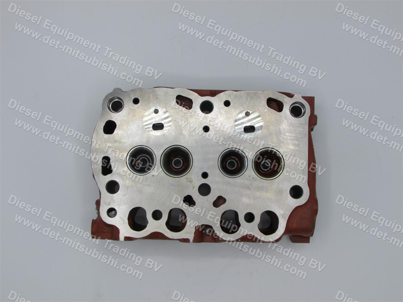 MITSUBISHI HEAD ASM; CYLINDER L2E (W/O VALVES) - Culasse pour Matériel industriel: photos 4 MITSUBISHI HEAD ASM; CYLINDER L2E (W/O VALVES) - Culasse pour Matériel industriel: photos 4