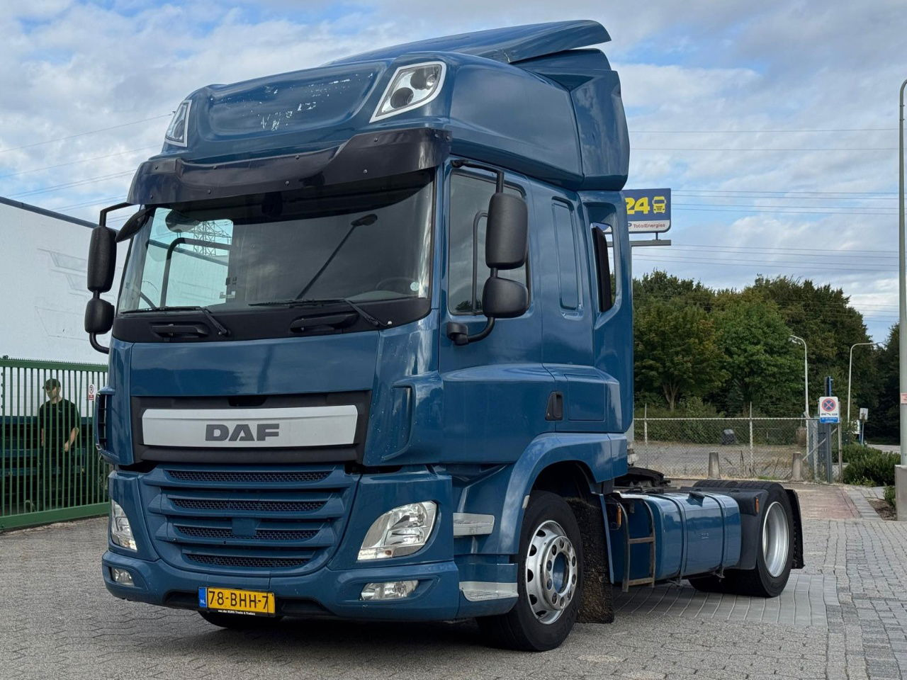 DAF CF 400 / Bj. 2016 / Euro 6 / Automaat - Tracteur routier: photos 1 DAF CF 400 / Bj. 2016 / Euro 6 / Automaat - Tracteur routier: photos 1