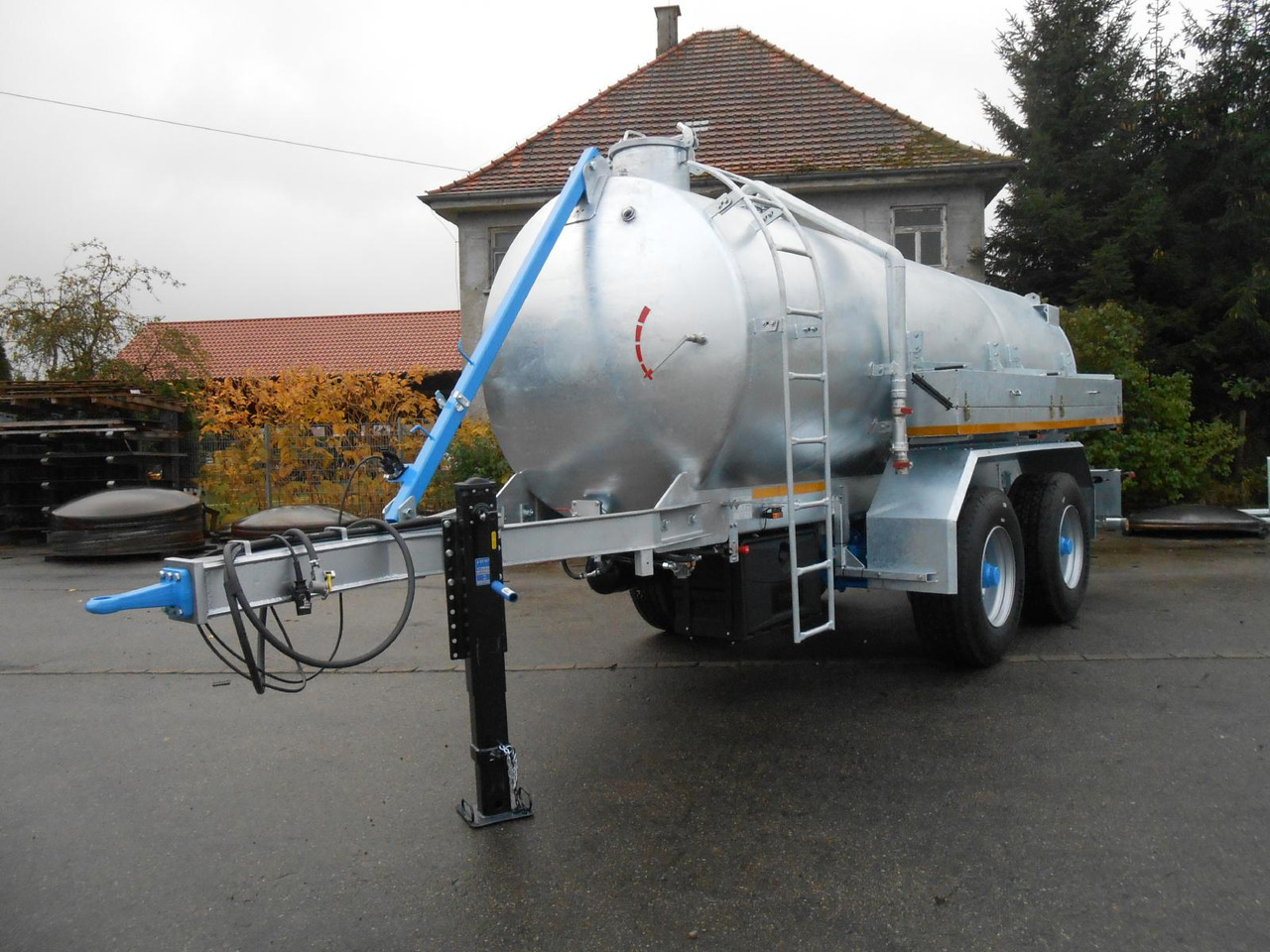 M-Vac 12000l / Wasserfass M-Vac 12000l (12m³) Wasserfass / Wassertank mit 80 km/h Zulassung - Remorque citerne: photos 4 M-Vac 12000l / Wasserfass M-Vac 12000l (12m³) Wasserfass / Wassertank mit 80 km/h Zulassung - Remorque citerne: photos 4